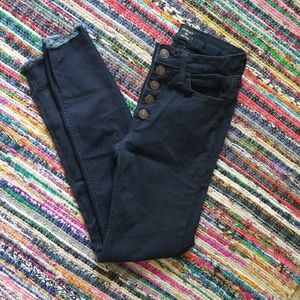Dark wash jeggings
